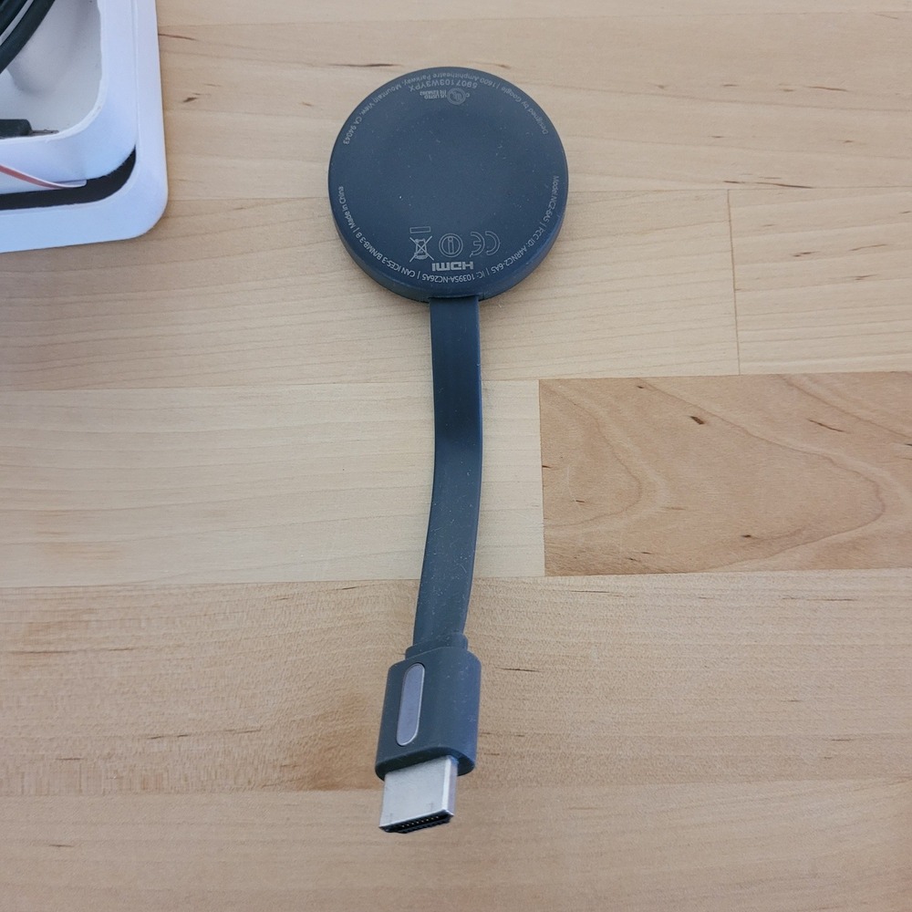 Google Chromecast 2nd Gen Media Streamer OS One Size Black NC2-6A5 HDMI Tested - Picture 4 of 9